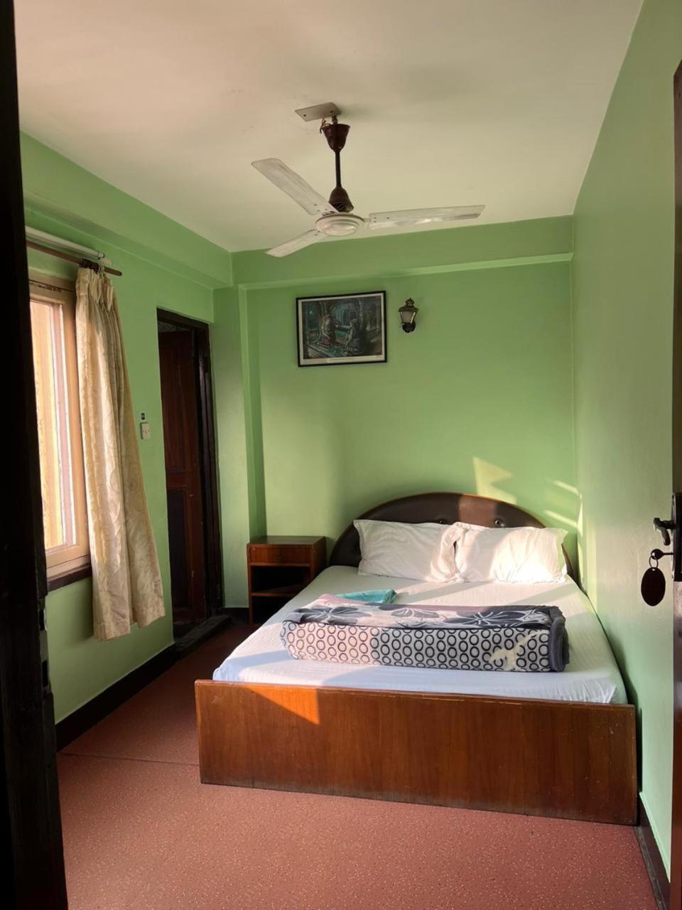 Hotel Sweet Dreams Thamel Kathmandu Exteriör bild