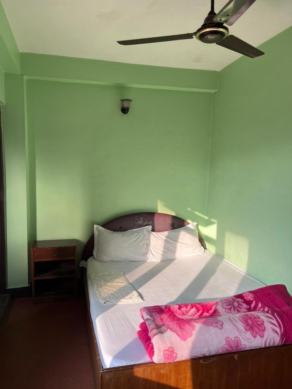 Hotel Sweet Dreams Thamel Kathmandu Exteriör bild